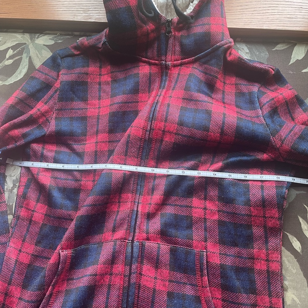 Red plaid zip up sweatshirt - Picture 6 of 6